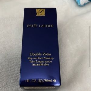 Estée lauder double wear foundation 3N1 wheat